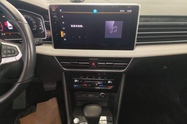 Used Volkswagen Tiguan L 2024 300TSI Automatic Two-Wheel Drive Smart Edition
