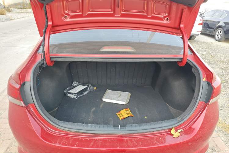 Used Hyundai Verna 2016 1.4L Manual Cool Edition GLS
