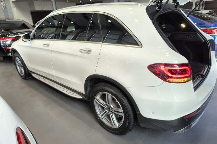 Used Mercedes-Benz GLC 2021 GLC 260 L 4MATIC Dynamic Edition