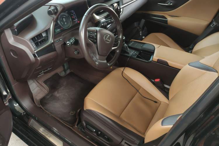 Used Lexus ES 2018 300h Premier Edition China V Standard