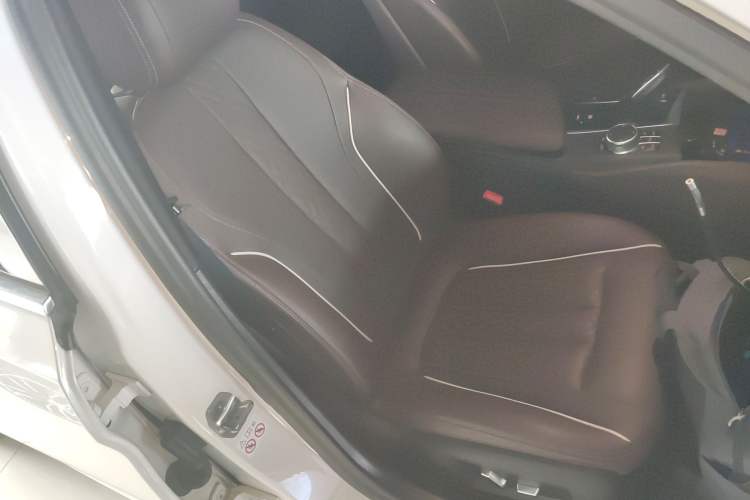 Used BMW 5 Series 2022 Restyled 530Li Leading Edition M Sport Package