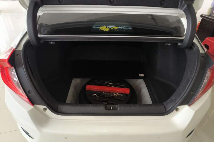 Used Honda Civic 2016 220TURBO CVT Luxury Edition
