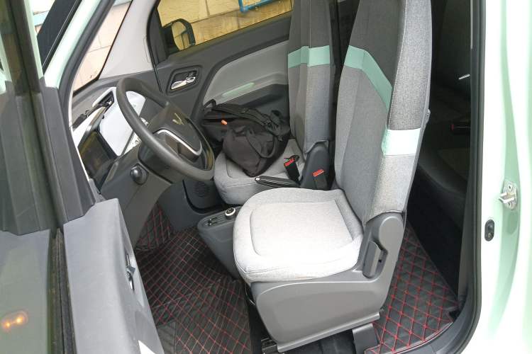 Used Wuling Hongguang MINIEV 2022 Macaron Premium Model – Lithium Iron Phosphate