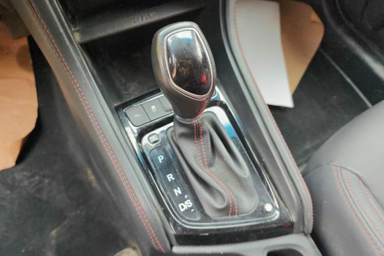 Used JAC Refine S3 2017 1.6L CVT Luxury Smart Model