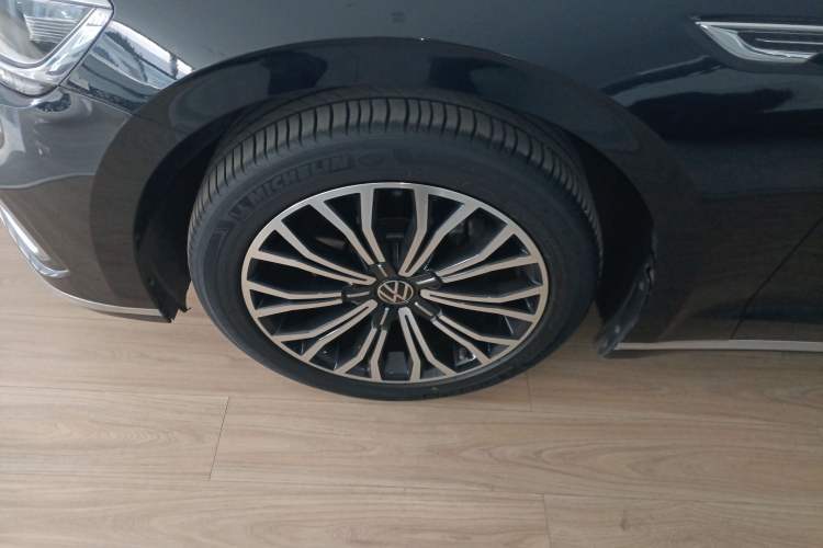 Used Volkswagen Phideon 2021 380TSI Luxury Edition