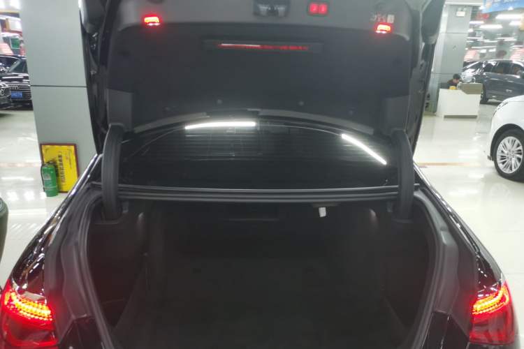 Used Mercedes-Benz S-Class 2023 S 400 L Business Model
