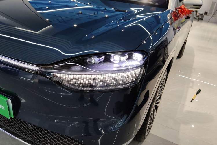 Used Hima AITO M9 2024 All-Electric Ultra Version 100 kWh 6-Seater Model