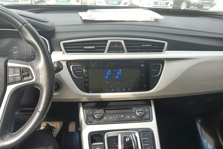 Used Geely Auto Emgrand X7 Sport 2020 1.8TD DCT Two-Wheel Drive Smart Connect 4G-Enabled Version