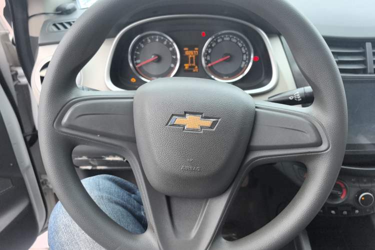 Used Chevrolet Sail 2015 Sail 3 1.5L Manual with Ideal Sunroof Edition
