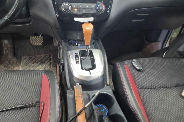 Used Nissan Qashqai 2016 2.0L CVT Luxury Edition
