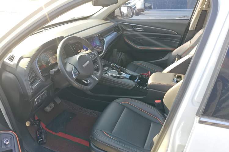 Used Haval F7 2021 2.0T All-Wheel Drive iJoy
