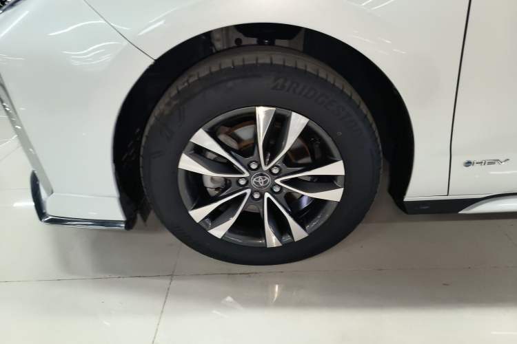 Used Toyota Granvia 2024 2.5L Hybrid Prestige PLUS Four-Wheel Drive Version