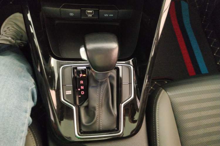 Used Kia Sportage R 2019 2.0L Automatic Smart Luxury Edition
