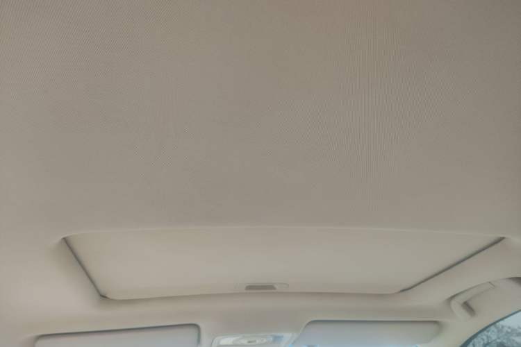 Used Changan Raeton 2013 1.8T Automatic Prestige Model China IV Standard
