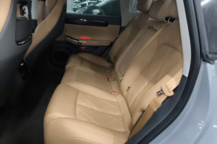 Used Leapmotor C01 2024 Range-Extended 316 Deluxe Edition
