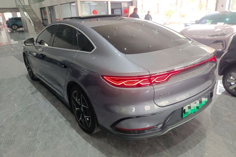 Used BYD Han 2022 EV Genesis Edition 715KM Front-Wheel-Drive Prestige Model
