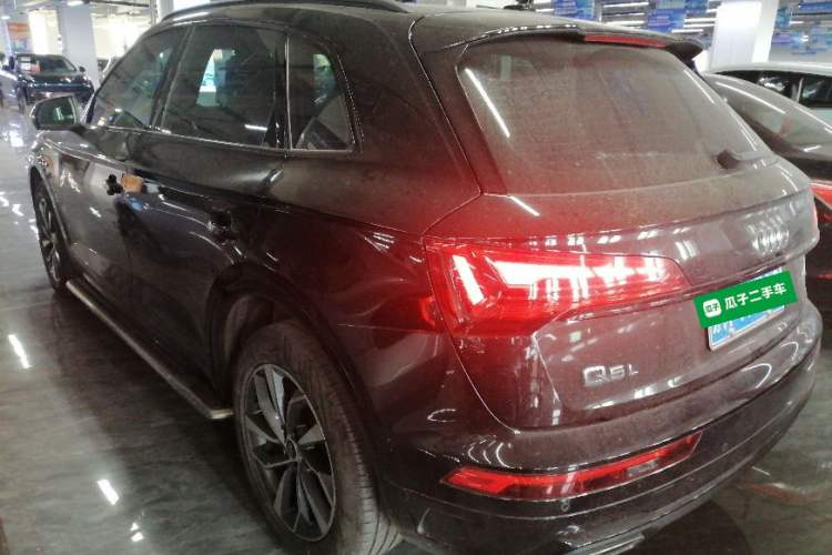 Used Audi Q5L 2023 40T Luxury Dynamic Model
