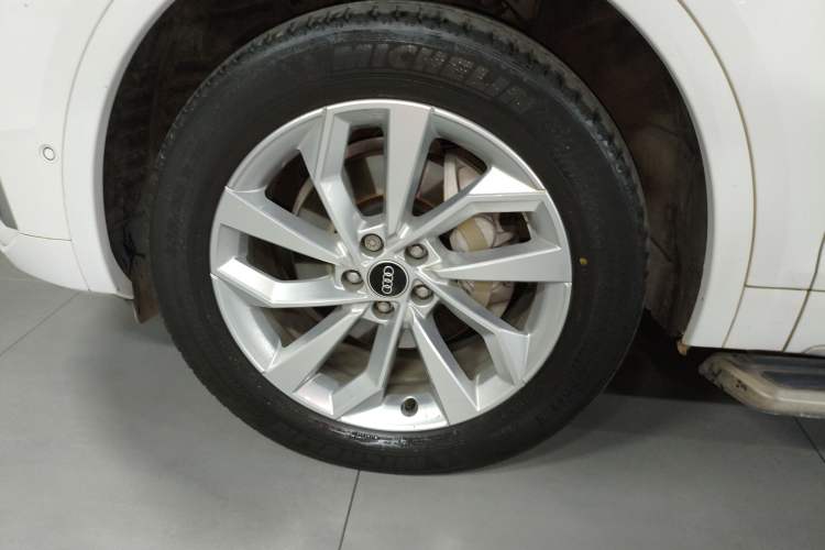 Used Audi Q5L 2022 40T Luxury Dynamic Model
