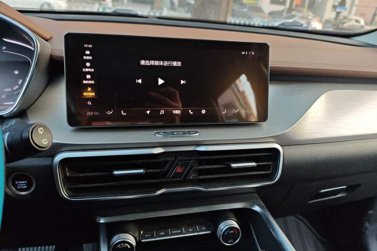 Used Geely Auto Coolray 2019 260T DCT Explorer China VI Standard
