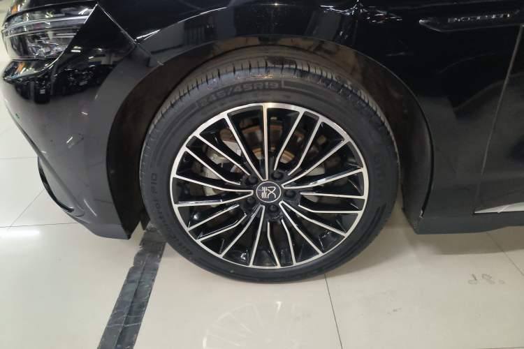 Used BYD Han 2023 EV Champion Edition 506KM Front-Wheel-Drive Premium Model
