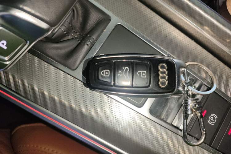 Used Audi A6L 2021 45 TFSI Prestige Elegant Edition
