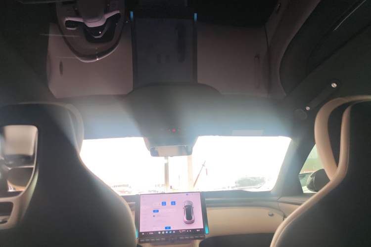 Used  YU7 2025 Ultra-Long Range High-Performance All-Wheel-Drive Max Edition