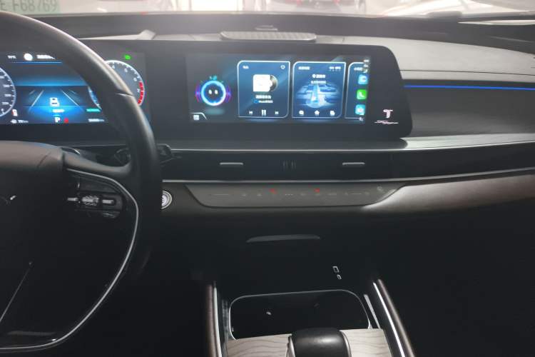 Used Chery Tiggo 8 PRO 2022 390T Two-Wheel Drive Vast Edition 5 Seats