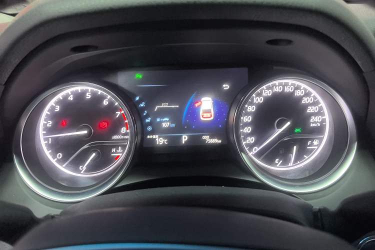 Used Toyota Camry 2018 2.0G Luxury Edition