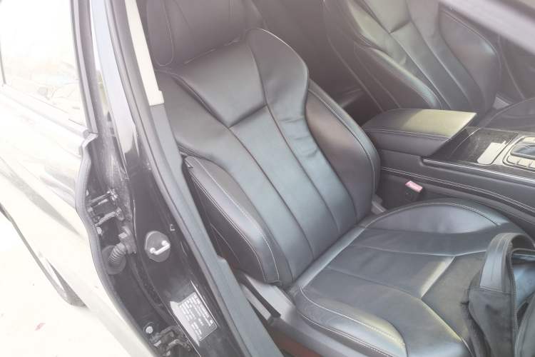 Used Hongqi H5 2019 30TD Dynamic Edition
