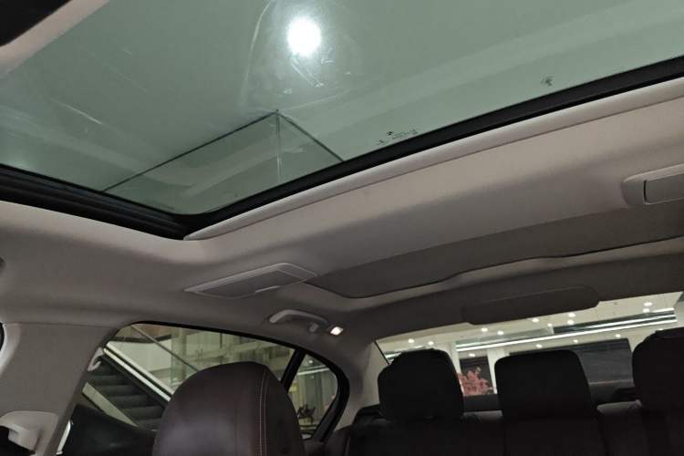 Used BMW 5 Series 2022 Updated 530Li Leading Edition Luxury Package