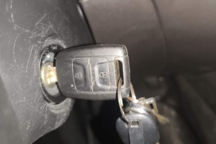 Used Wuling Hongguang V 2022 1.5L Jingqu Edition Electric-Assist LAR
