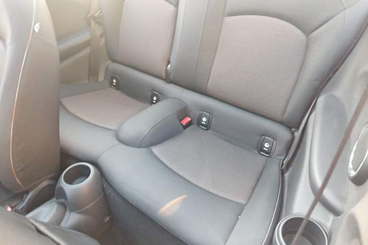 Used  MINI 2014 1.2T ONE+
