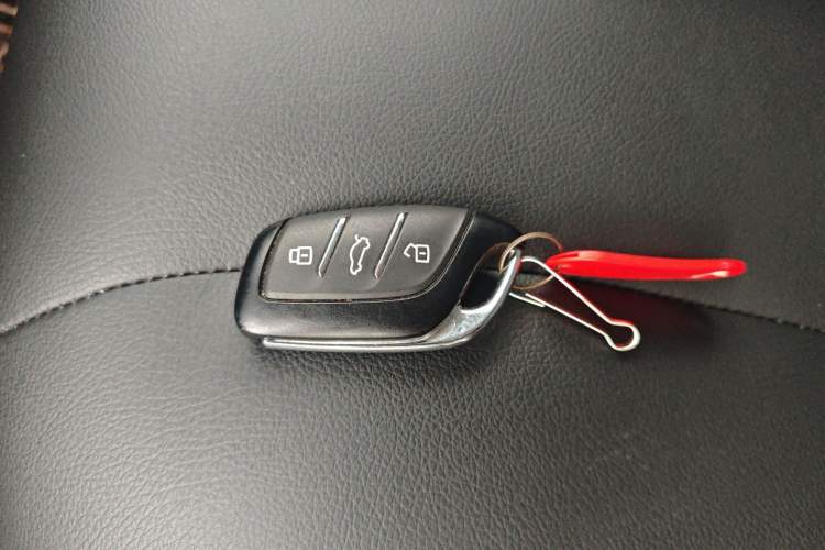 Used Roewe i5 2021 1.5L CVT Platinum Edition
