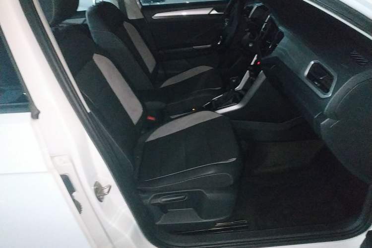 Used Volkswagen T-ROC 2020 230TSI DSG Two-Wheel Drive Advanced Version