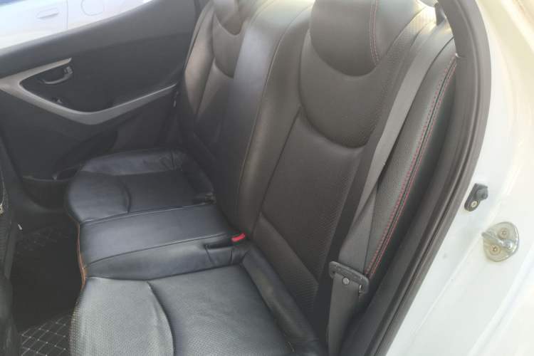 Used Hyundai Elantra 2012 1.6L Automatic Fashion Edition