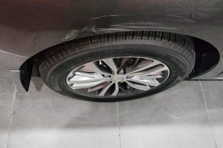 Used Buick GL8 2018 ES 28T Flagship Model China VI Standard
