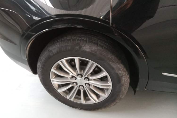 Used Cadillac XT5 2018 25T Luxury Model