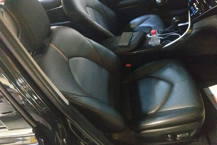 Used Toyota Camry 2023 2.5G Luxury Edition