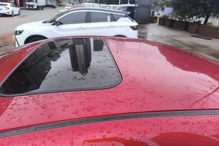 Used Mazda Mazda 3 Axela 2016 Sedan 1.5L Automatic Luxury Model
