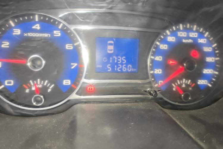 Used JAC Heyue A13RS 2014 CROSS 1.3L Manual Comfort Model
