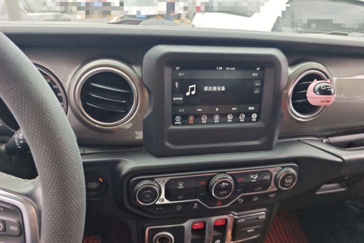 Used Jeep Wrangler 2018 2.0T Sahara Two-Door Edition