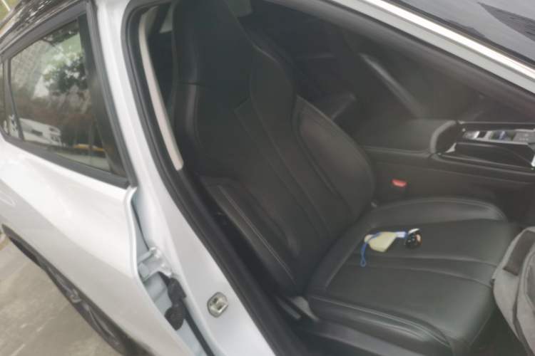 Used Dongfeng Aeolus Mage 2024 Honor Edition 1.5T Fashion Model