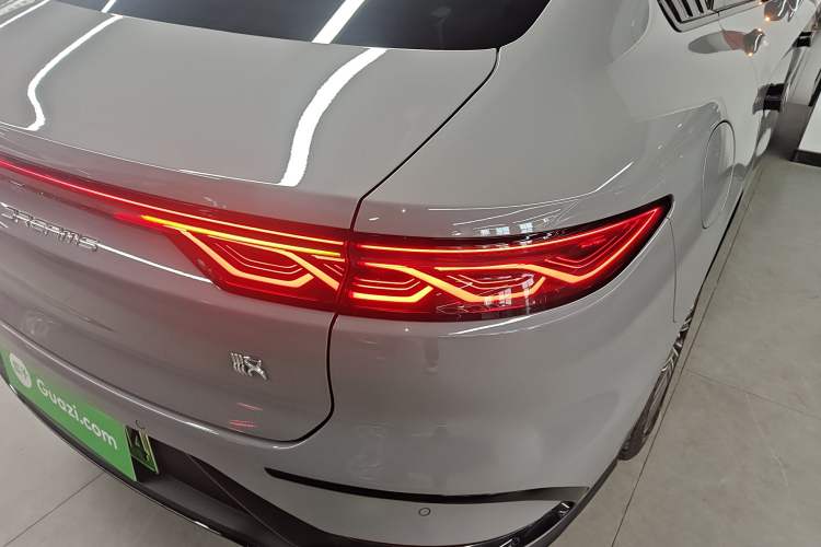 Used BYD Han 2025 EV Intelligent Driving Edition 701KM LiDAR Flagship Model