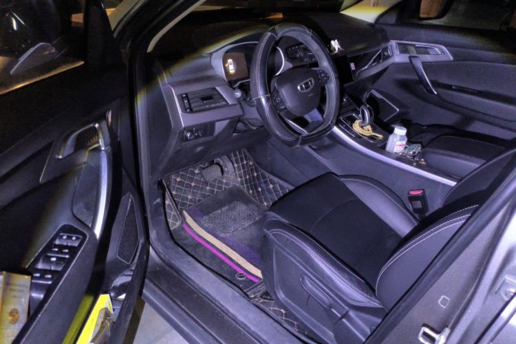 Used Geely Auto Emgrand X7 Sport 2021 Million Edition 1.8TD DCT Two-Wheel Drive Comfort Model
