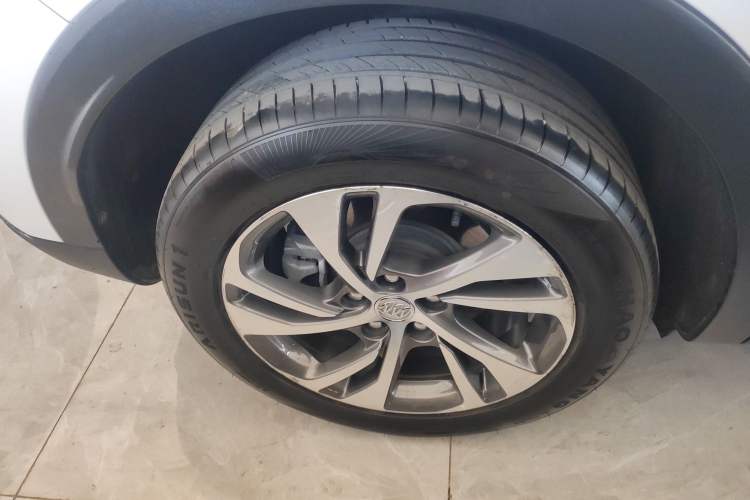 Used Buick Envision 2020 Encore S 652T Two-Wheel Drive Luxury Model