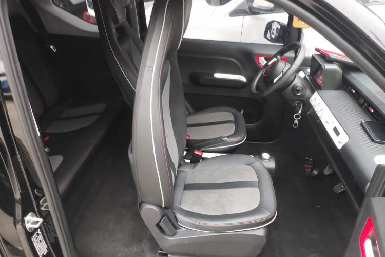 Used Wuling Hongguang MINIEV 2022 GAMEBOY 200km Gaming Edition with Lithium Iron Phosphate
