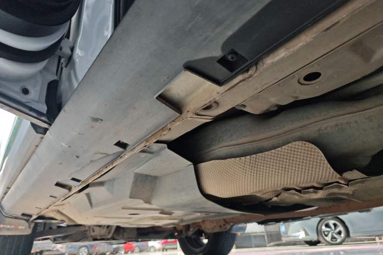 Used Changan CS95 2017 2.0T Two-Wheel Drive Zhitu Edition