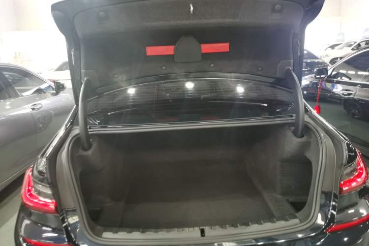 Used BMW 3 Series 2021 325Li M Sport Package
