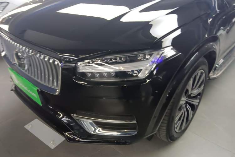 Used Volvo XC90 2023 B6 Zhiya Luxury 7-Seater
