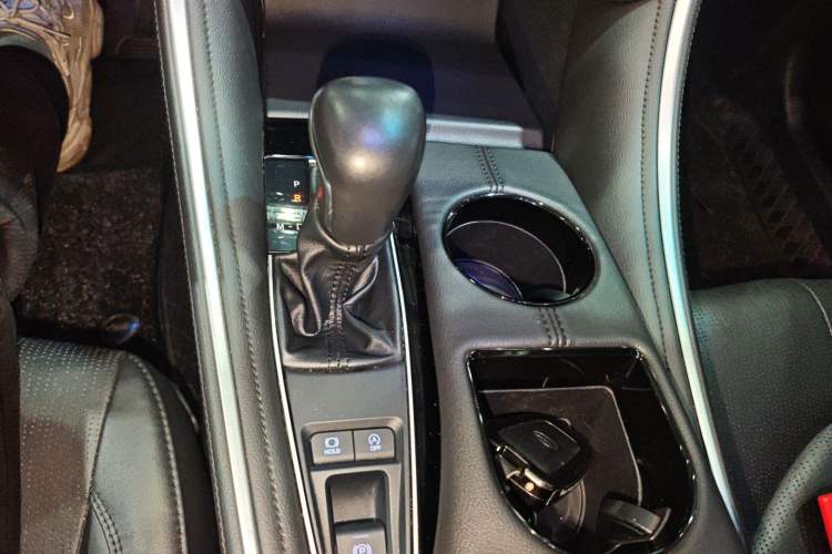 Used Toyota Avalon 2023 2.0L Luxury Edition
